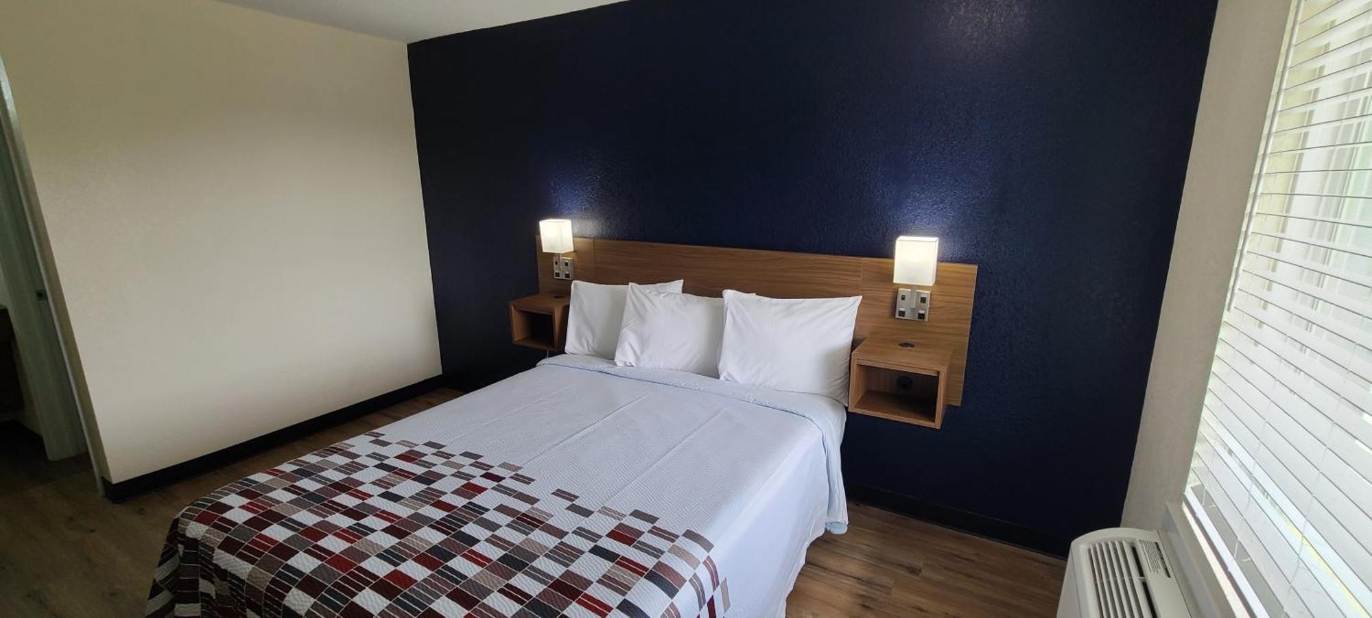 Red Roof Inn Byron Bagian luar foto